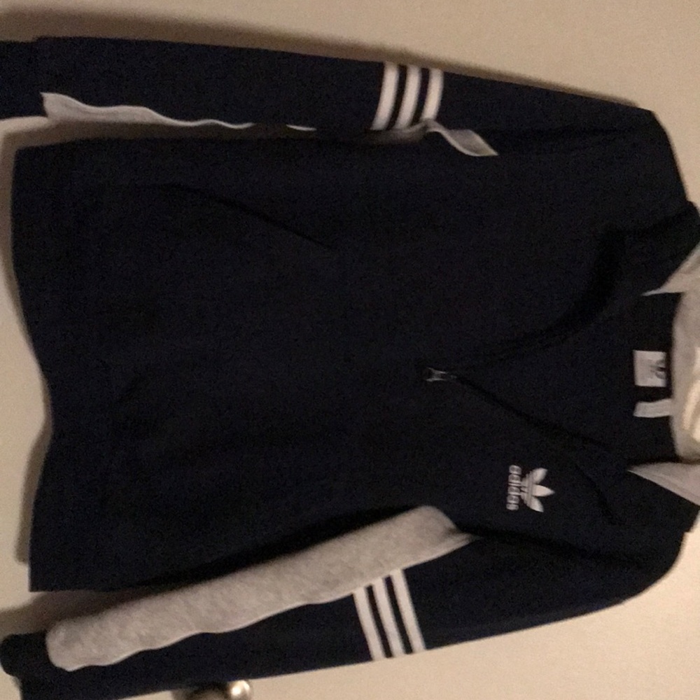 Boys large adidas sweatshirt